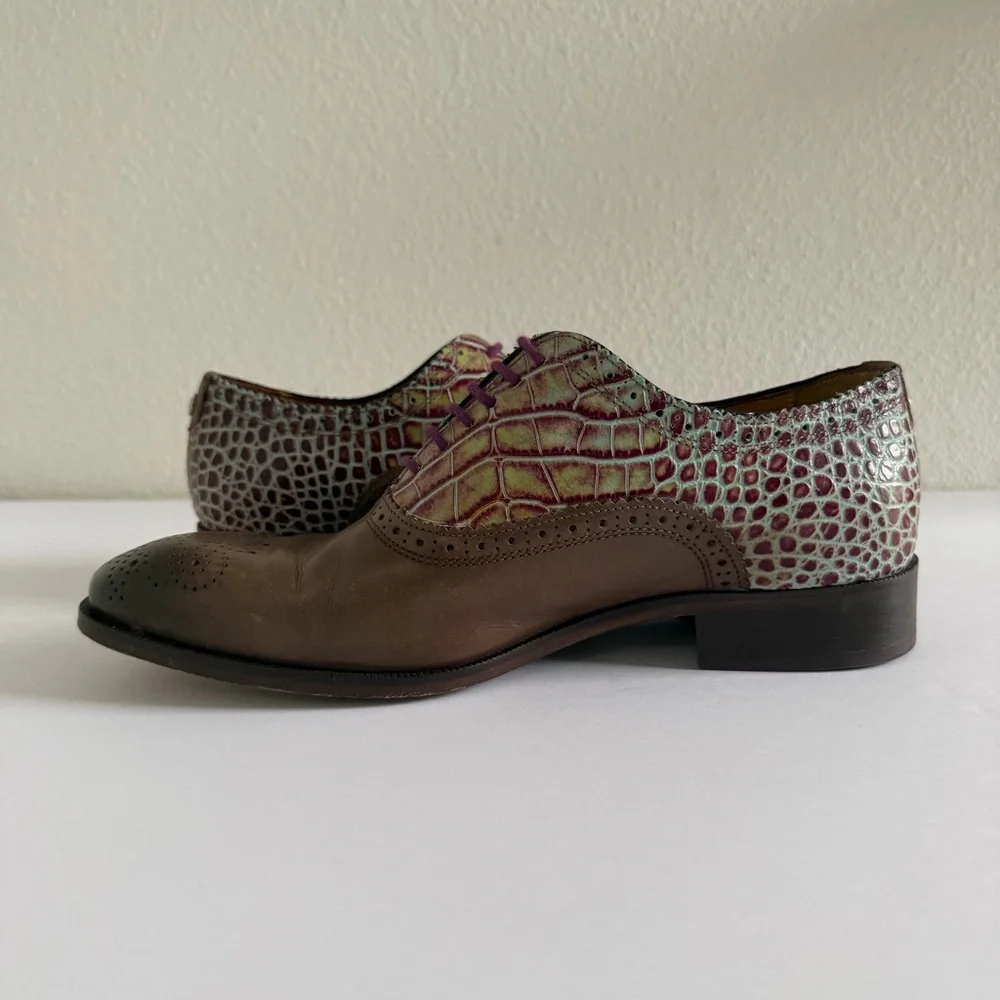 John Fluevog City Angels Damascus Classic Brogued Oxfords Grey Croc Womens US 10